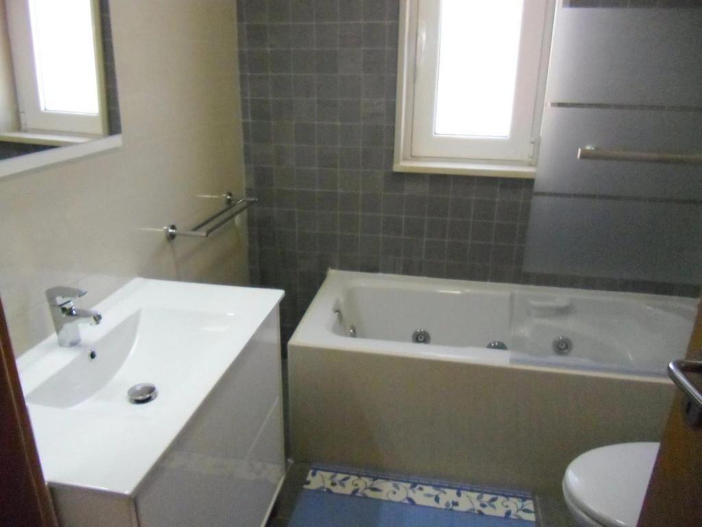 Casa Sao Bartolomeu - 5 Quartos Com Piscina 外观 照片